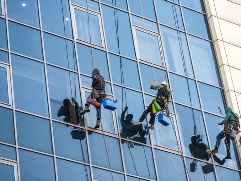 شركة تنظيف واجهات زجاجية بالقاهرة والجيزة